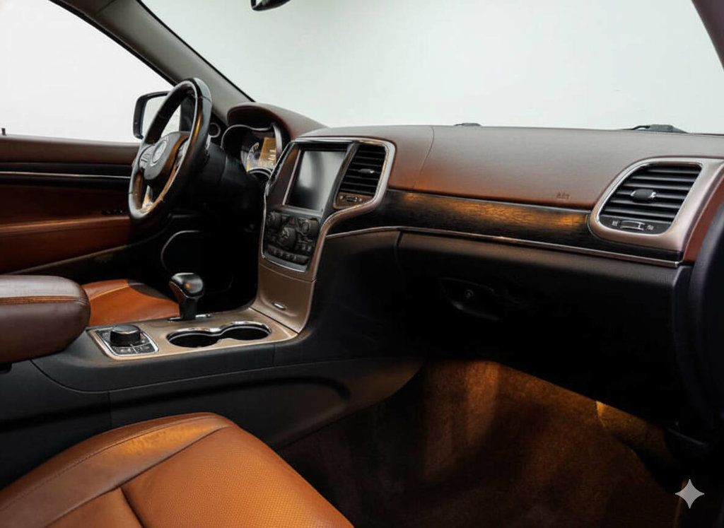 2015 Jeep Grand Cherokee Summit 4x4 4dr SUV - 22947277 - 14