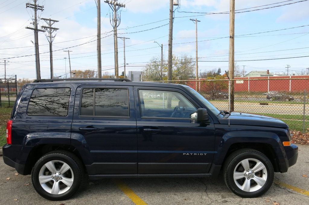 2015 Jeep Patriot 4WD 4dr Latitude - 22679684 - 4