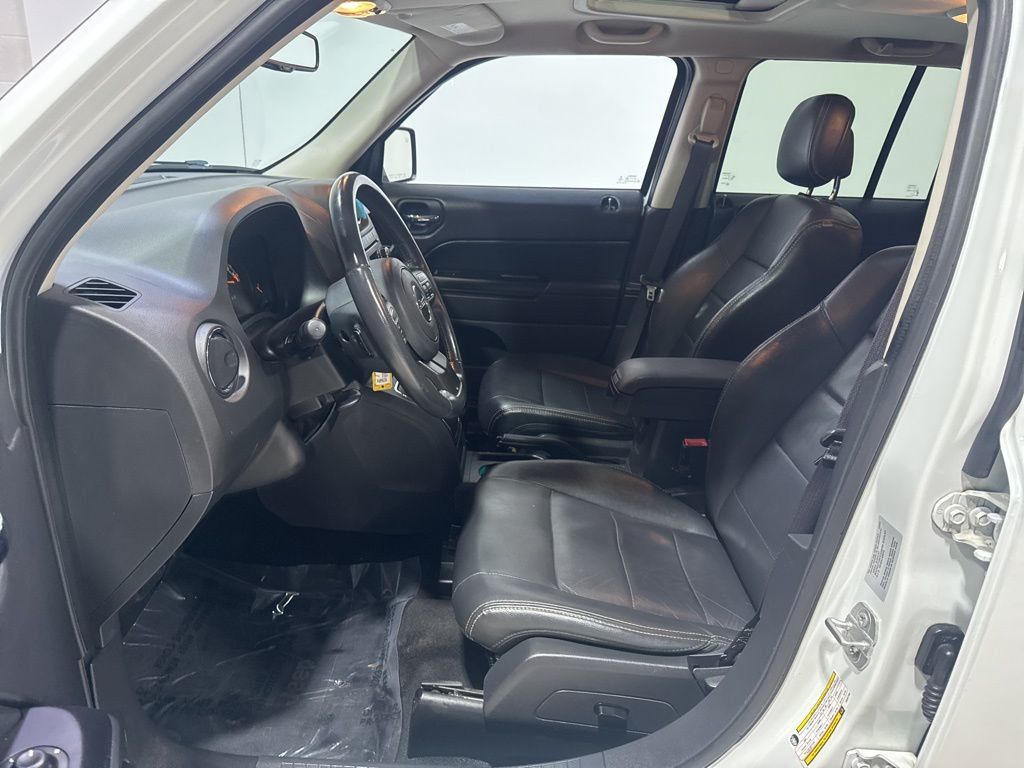 2015 Jeep Patriot 4WD 4dr Latitude - 22986634 - 17