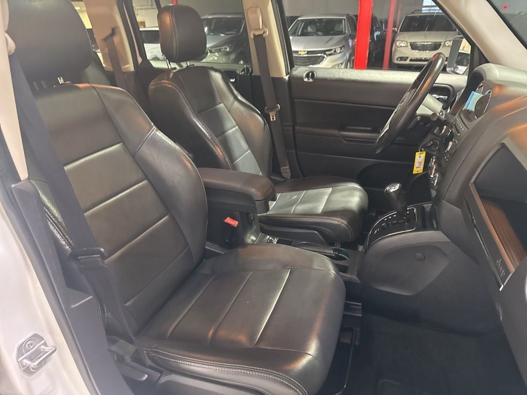 2015 Jeep Patriot 4WD 4dr Latitude - 22986634 - 35