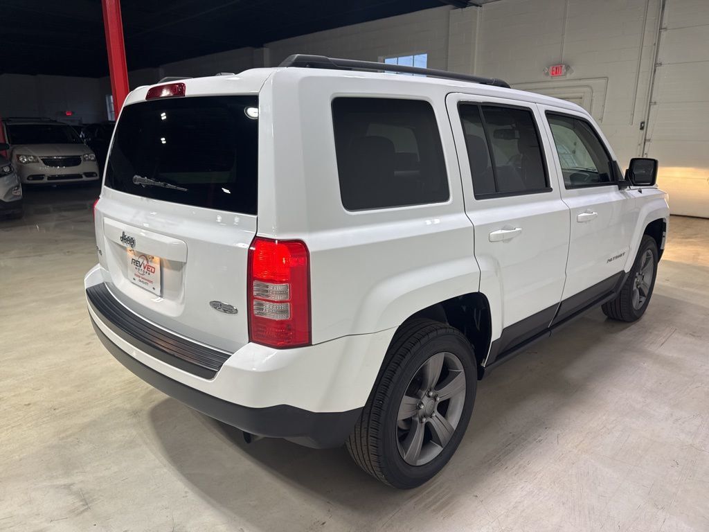 2015 Jeep Patriot 4WD 4dr Latitude - 22986634 - 5