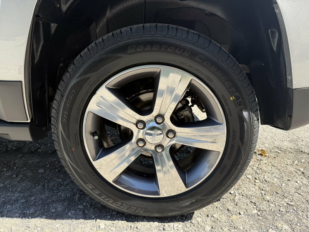 2015 Jeep Patriot AWD and Fuel Efficient - 23084020 - 10
