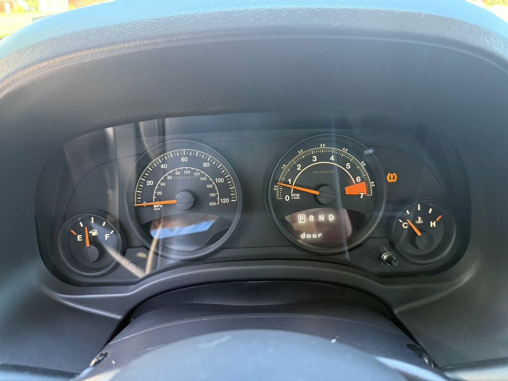 2015 Jeep Patriot AWD and Fuel Efficient - 23084020 - 22