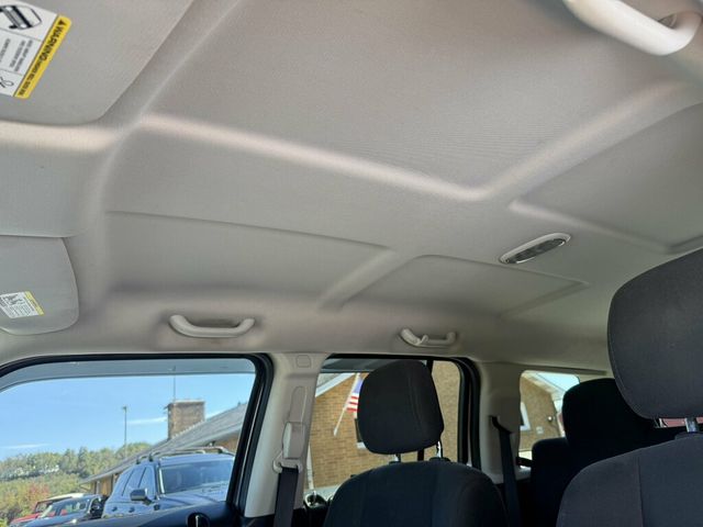 2015 Jeep Patriot AWD and Fuel Efficient - 23084020 - 26