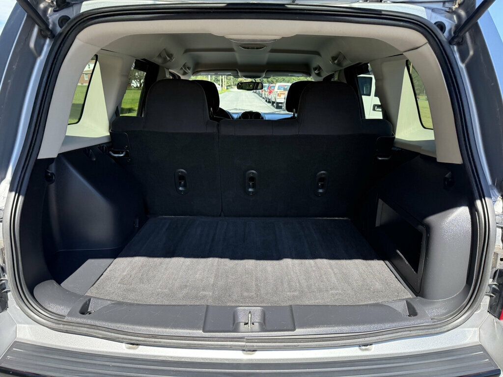 2015 Jeep Patriot AWD and Fuel Efficient - 23084020 - 35