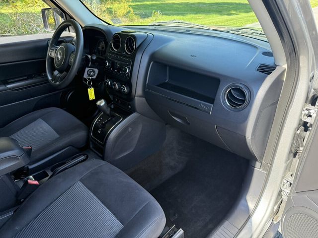2015 Jeep Patriot AWD and Fuel Efficient - 23084020 - 48