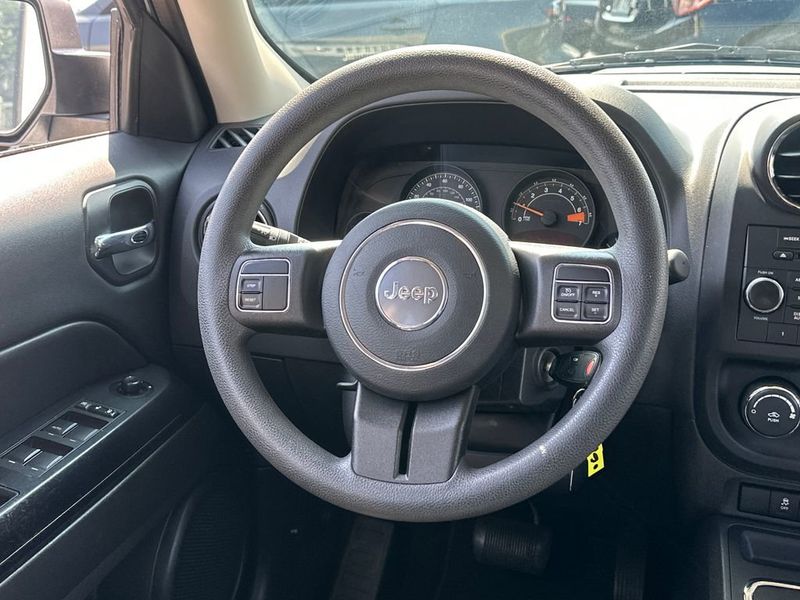 2015 Jeep Patriot FWD 4dr Sport - 23042418 - 16