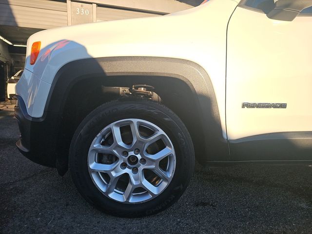 2015 Jeep Renegade 4WD 4dr Latitude - 22983959 - 26