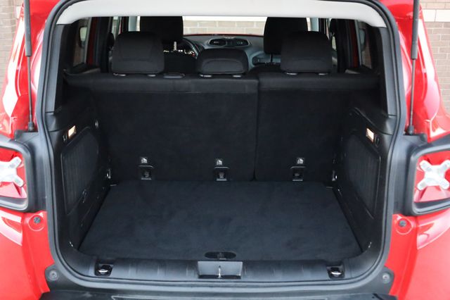 2015 Jeep Renegade 4WD 4dr Latitude - 22949458 - 9