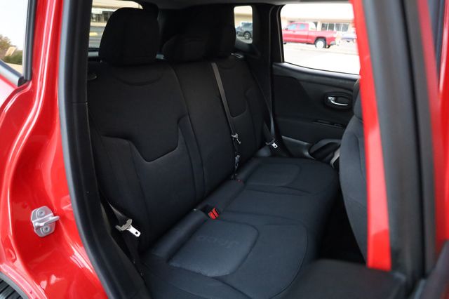 2015 Jeep Renegade 4WD 4dr Latitude - 22949458 - 19