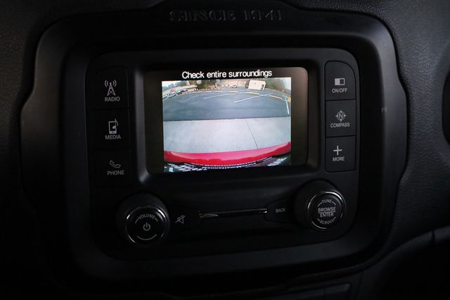 2015 Jeep Renegade 4WD 4dr Latitude - 22949458 - 29