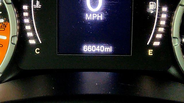 2015 Jeep Renegade 4WD 4dr Latitude w/ Popular Equipment & Cold Weather Pkgs - 23036203 - 13