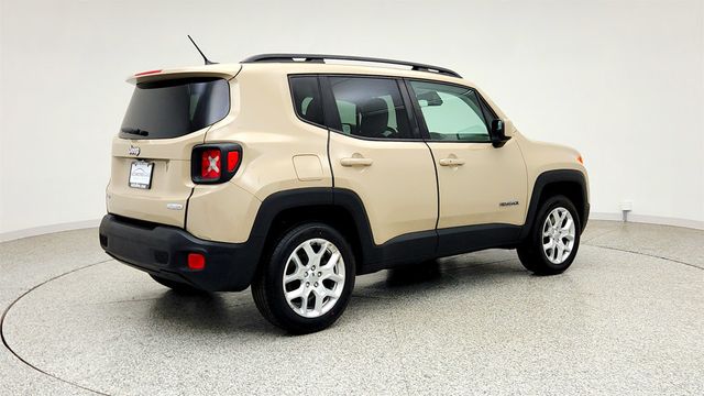 2015 Jeep Renegade 4WD 4dr Latitude w/ Popular Equipment & Cold Weather Pkgs - 23036203 - 4