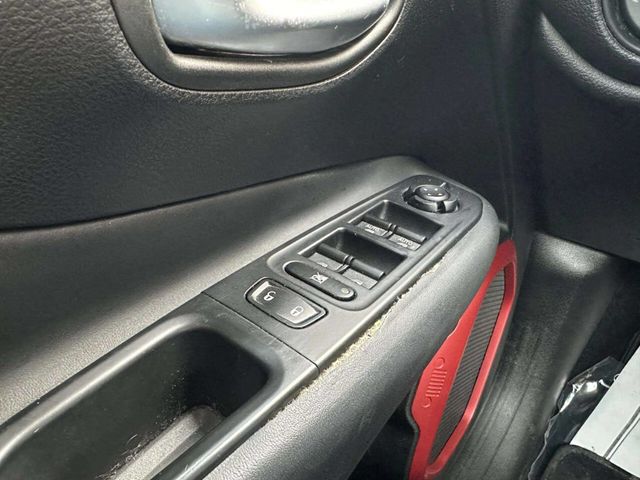 2015 Jeep Renegade 4WD 4dr Trailhawk - 22968386 - 28