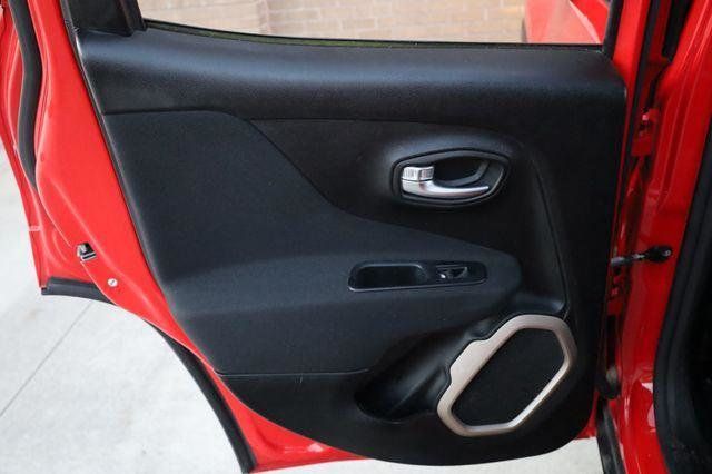 2015 Jeep Renegade Latitude - 23042937 - 14