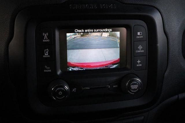 2015 Jeep Renegade Latitude - 23042937 - 29