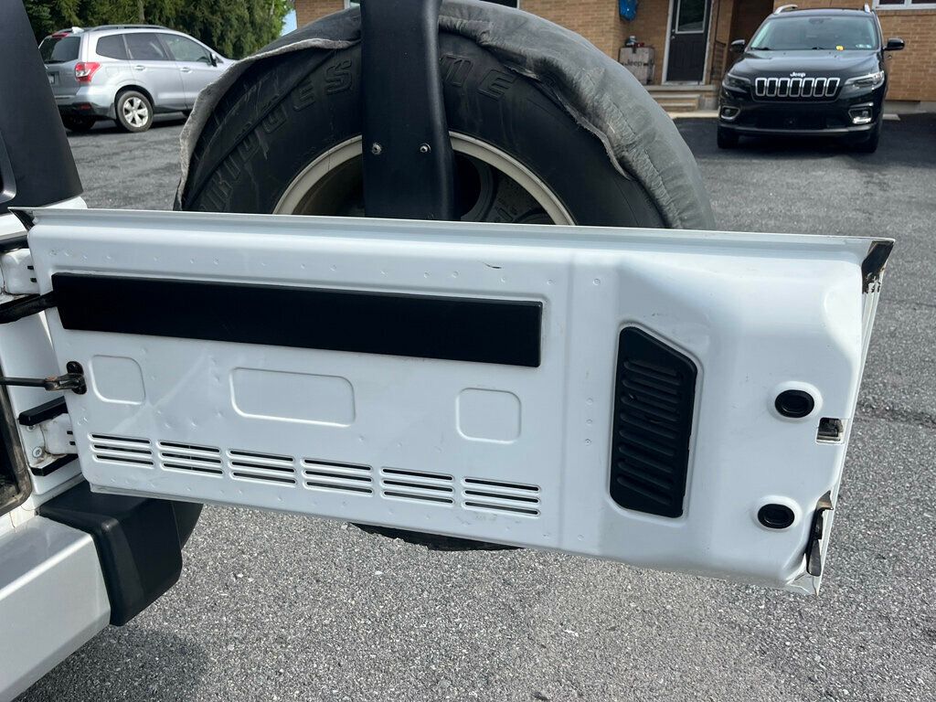 2015 Jeep Wrangler 2 Sahara Hard Top w Brush Guard Fully Serviced - 23037822 - 21