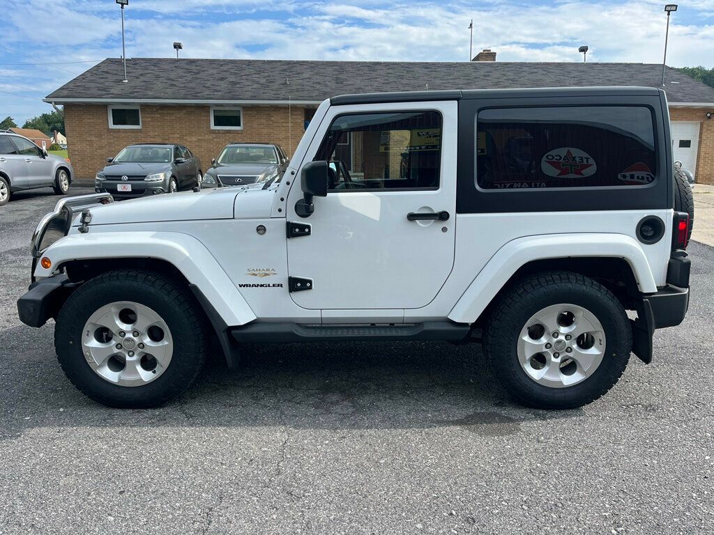 2015 Jeep Wrangler 2 Sahara Hard Top w Brush Guard Fully Serviced - 23037822 - 3