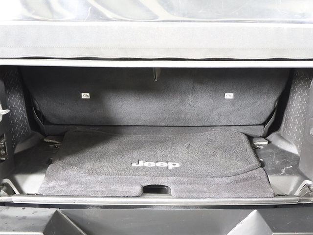 2015 Jeep Wrangler 4WD 2dr Rubicon - 22941759 - 13