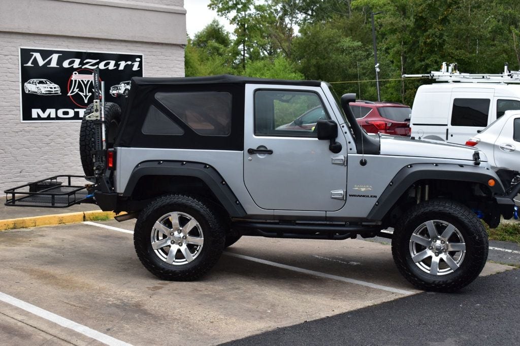 2015 Jeep Wrangler 4WD 2dr Sahara - 22617066 - 3