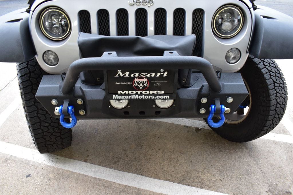 2015 Jeep Wrangler 4WD 2dr Sahara - 22617066 - 43