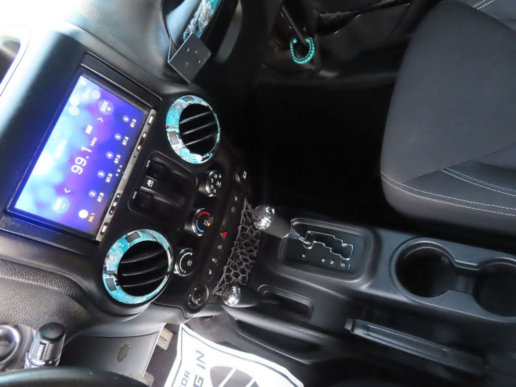 2015 Jeep Wrangler Two-Door Sahara photo 28