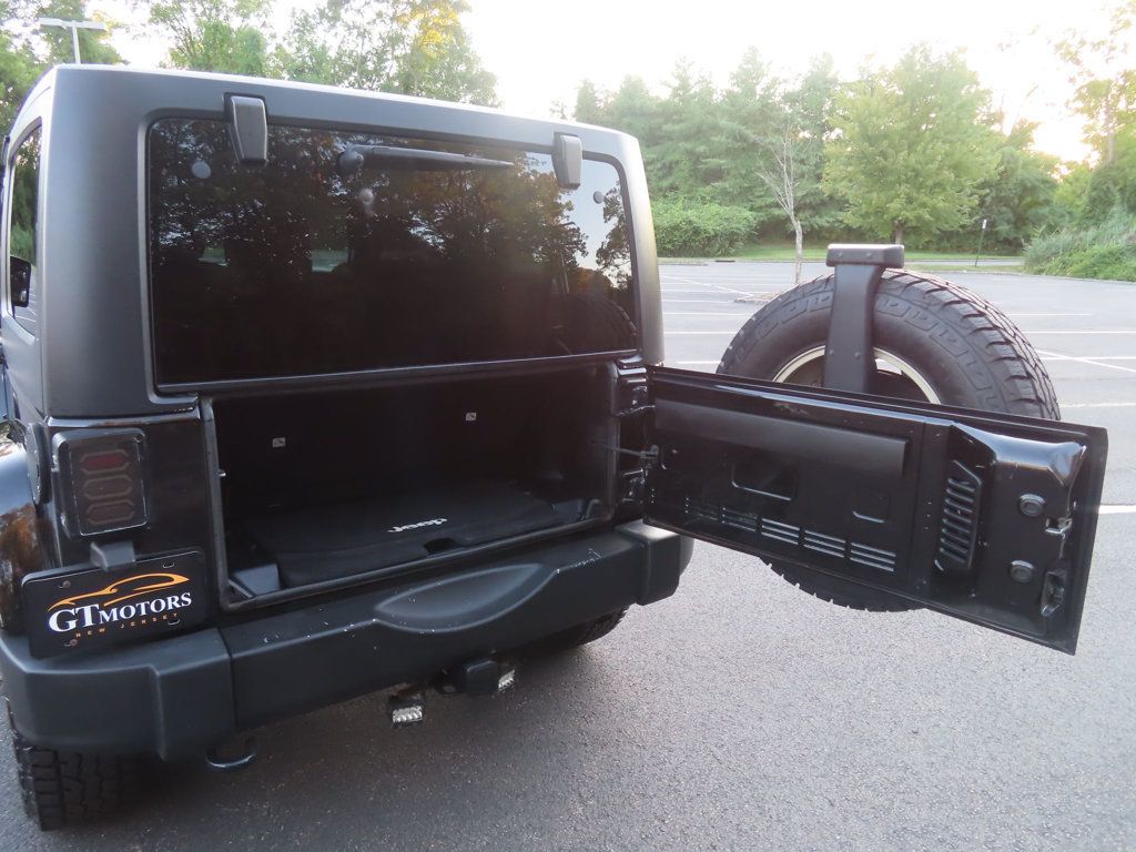 2015 Jeep Wrangler Two-Door Sahara photo 33