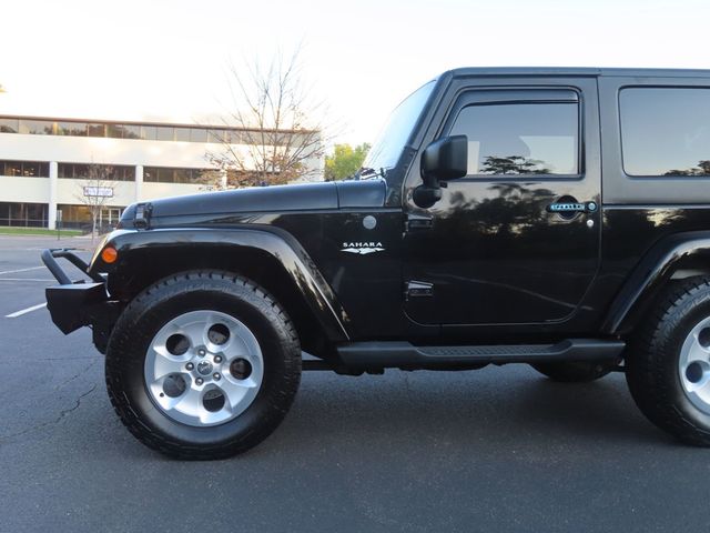 2015 Jeep Wrangler 4WD 2dr Sahara - 22906335 - 5