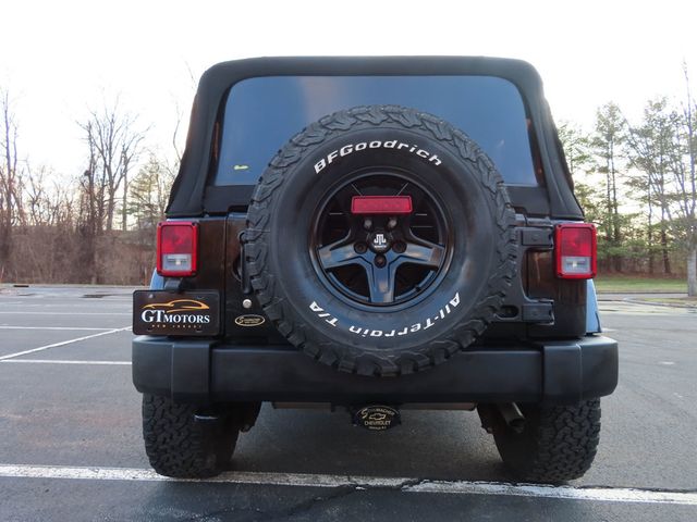 2015 Jeep Wrangler 4WD 2dr Sahara - 22992846 - 8