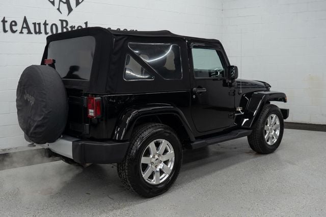 2015 Jeep Wrangler 4WD 2dr Sahara - 22778246 - 5