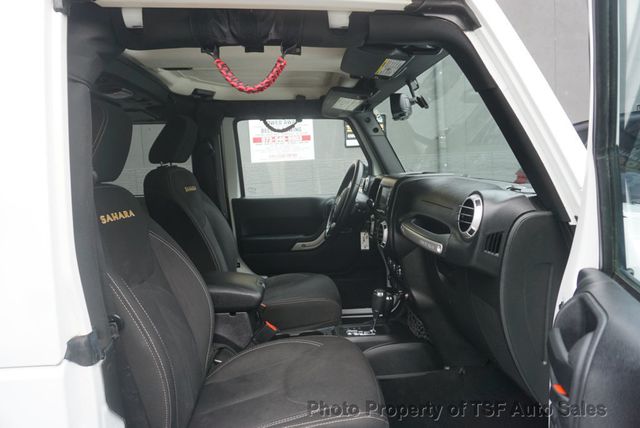 2015 Jeep Wrangler 4WD 2dr Sahara - 23089253 - 10