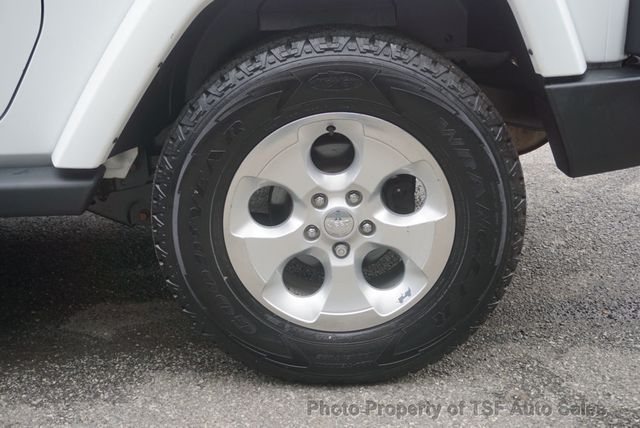 2015 Jeep Wrangler 4WD 2dr Sahara - 23089253 - 24