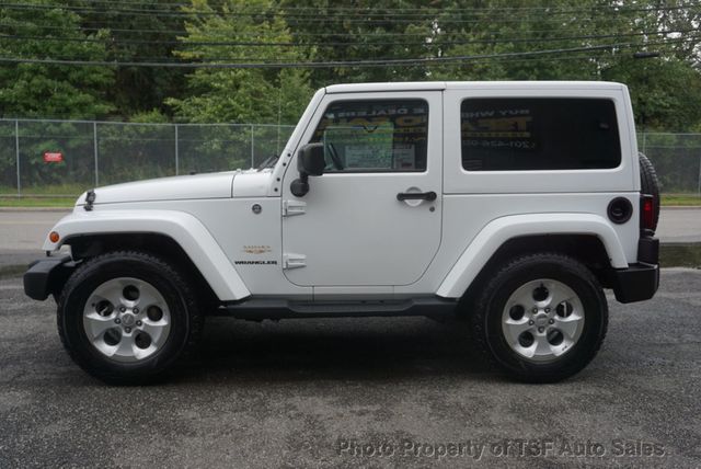 2015 Jeep Wrangler 4WD 2dr Sahara - 23089253 - 3