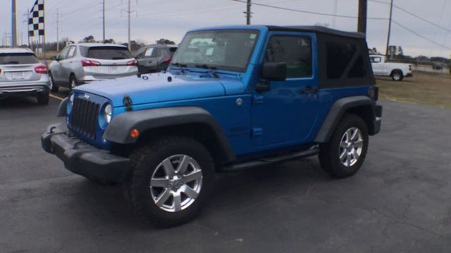 2015 Jeep Wrangler 4WD 2dr Sport - 22739353 - 3