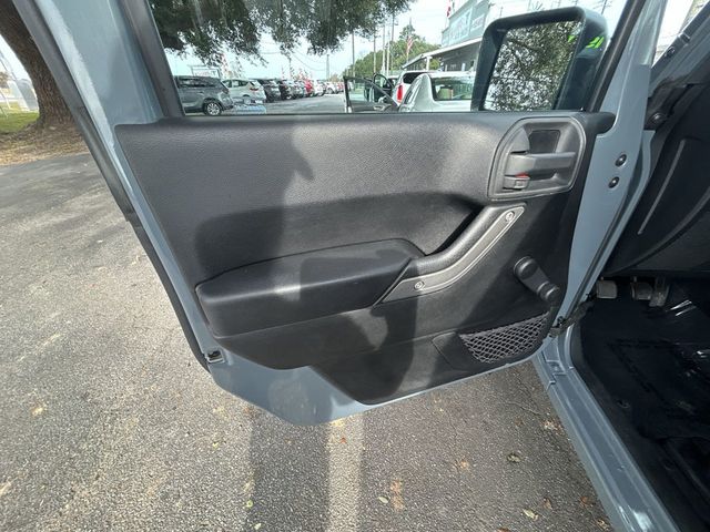 2015 Jeep Wrangler 4WD 2dr Sport - 22939604 - 11