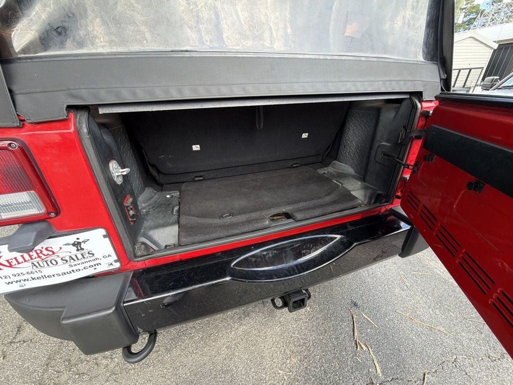 Jeep Wrangler photo 21