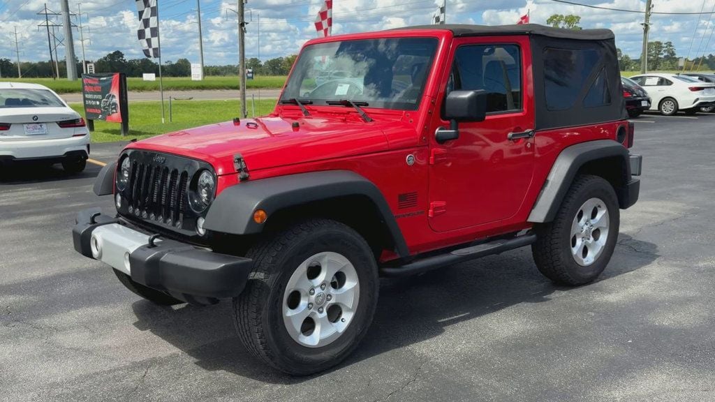 Jeep Wrangler photo 4