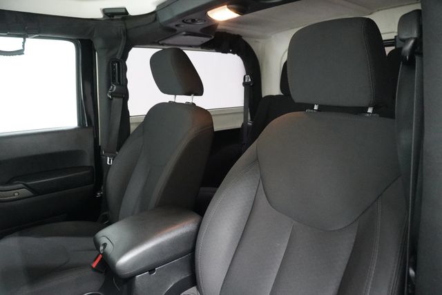 2015 Jeep Wrangler 4WD 2dr Sport - 22997870 - 9