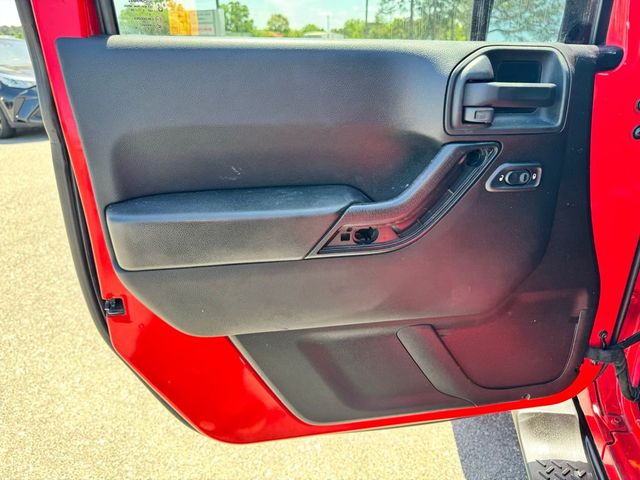 2015 Jeep Wrangler 4WD 2dr Sport - 23006348 - 18