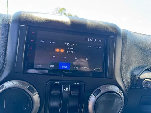 2015 Jeep Wrangler 4WD 2dr Sport - 23006348 - 25