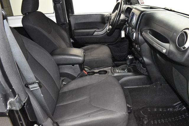 2015 Jeep Wrangler 4WD 2dr Sport - 23024460 - 18