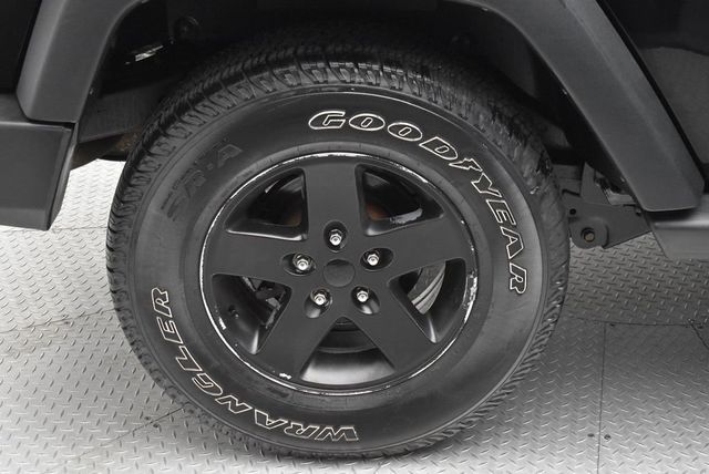 2015 Jeep Wrangler 4WD 2dr Sport - 23024460 - 25