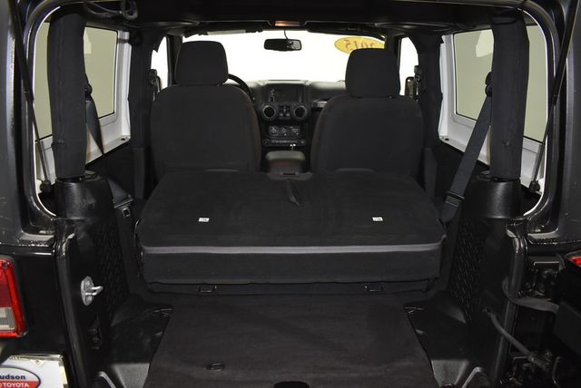 2015 Jeep Wrangler 4WD 2dr Sport - 23024460 - 27