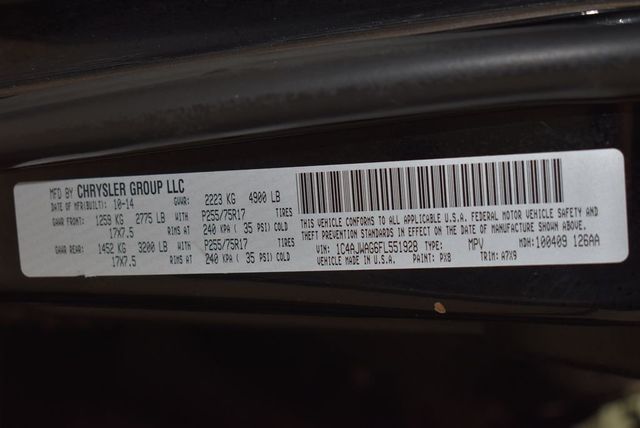 2015 Jeep Wrangler 4WD 2dr Sport - 23024460 - 29
