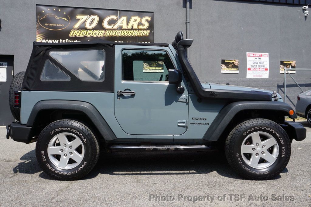 2015 Jeep Wrangler Sport photo 8