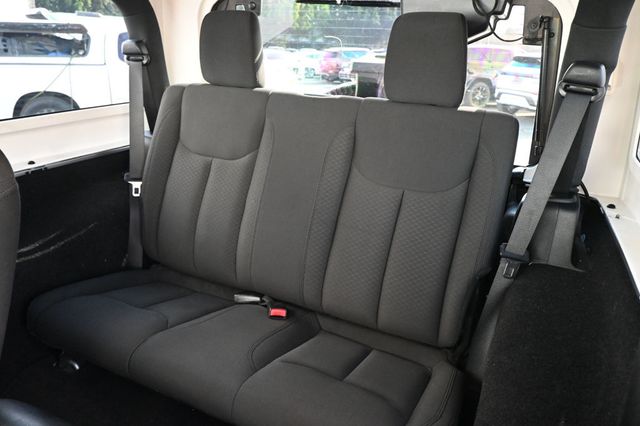 2015 Jeep Wrangler 4X4 2dr Sport S - 22976173 - 12