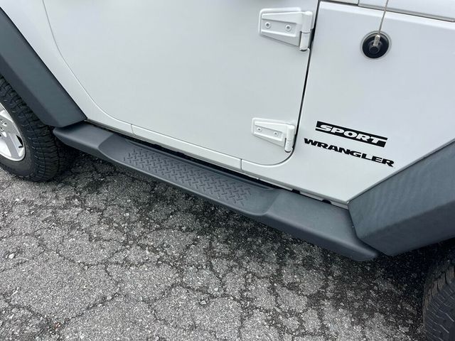 2015 Jeep Wrangler CLEAN CARFAX - 23036401 - 13