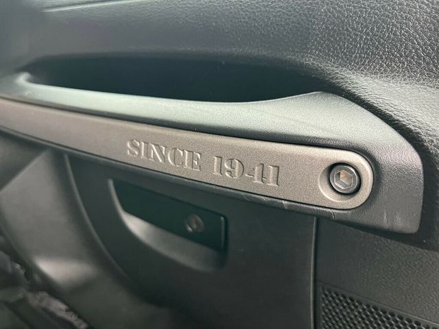 2015 Jeep Wrangler CLEAN CARFAX - 23036401 - 32