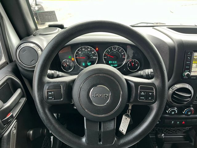 2015 Jeep Wrangler CLEAN CARFAX - 23036401 - 40