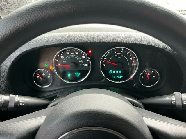 2015 Jeep Wrangler CLEAN CARFAX - 23036401 - 41